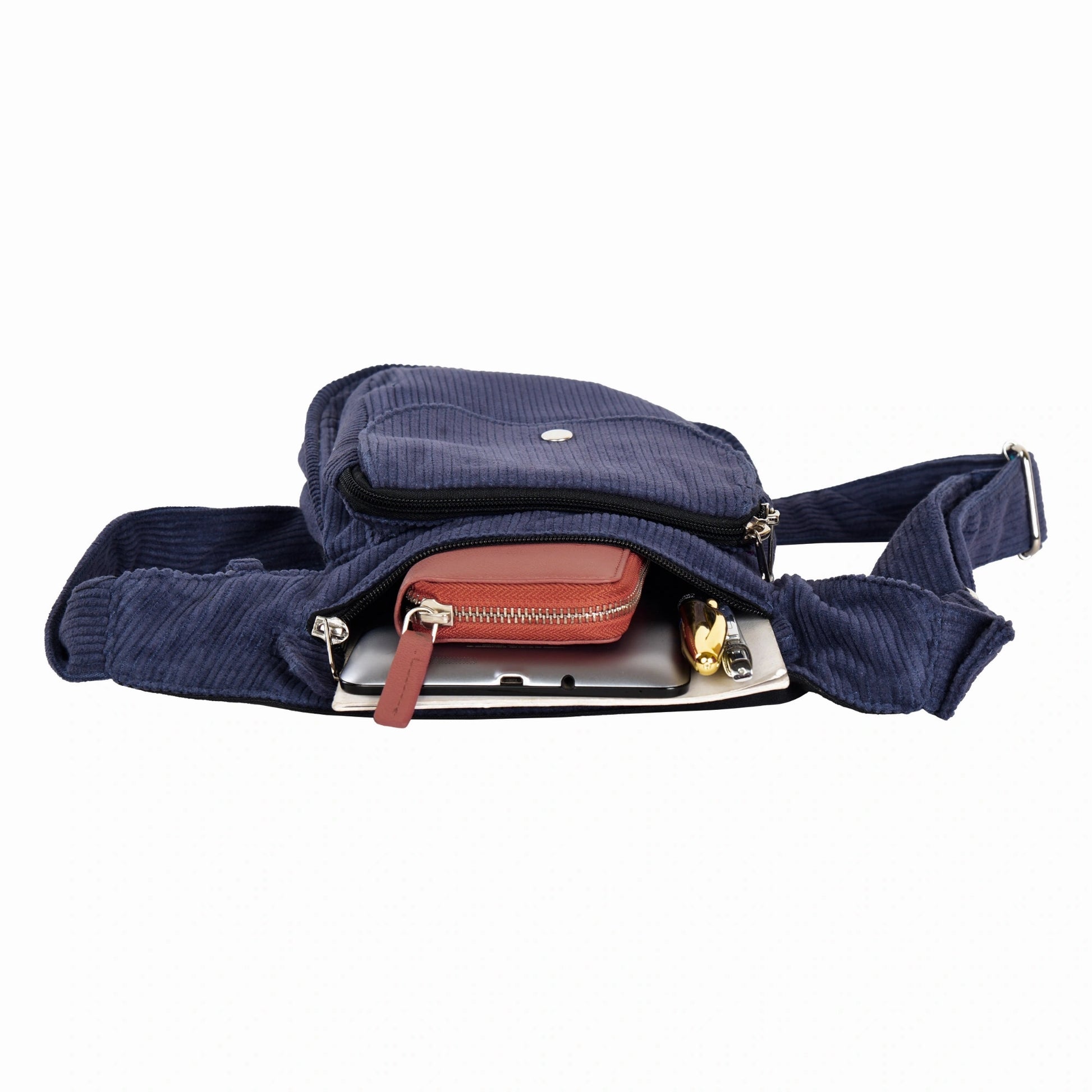 Gürteltasche, Gassi-Tasche aus Cord Marineblau. Das Hauptfach und vordere Reißverschlussfach bietet Platz für Handy, Portemonnaie und andere Kleinigkeiten.