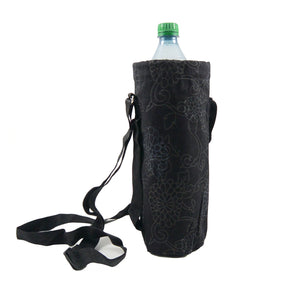 Nijens Flaschen Tasche (Stoff Black Flowers), Flaschenhalter für Wasserflaschen bis 1500 ml