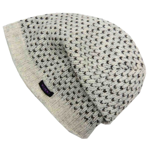 Long Beanie Mütze, Wollmütze mit zweifarbigem Strickmuster – Naturweiß, Schwarz – aus Schurwolle. Innenfutter Fleece.