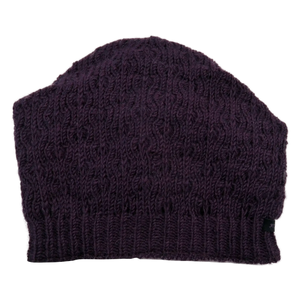 Long Beanie Mütze aus Schurwolle Violett  mit Strickmuster.