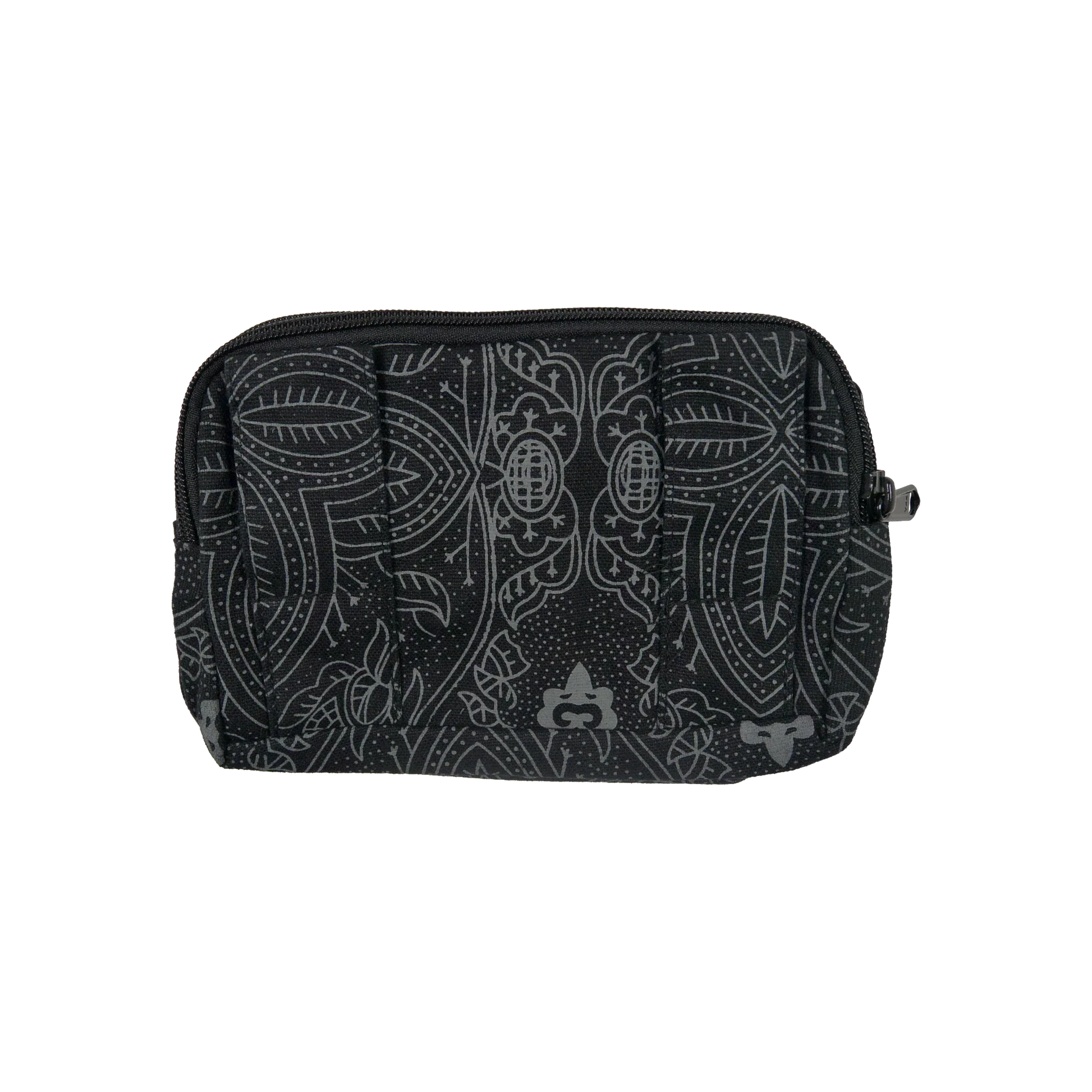 Beuteltsche aus Canvas schwarz mit floralem Muster. Die Tasche besitzt Reisverschlussfächer und ein Einsteckfach vorne und kann mit zwei Gürtelschlaufen auf der Rückseite an jeden Gürtel angebracht werden.