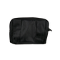 Beuteltasche aus wasserabweisendem Stoff, schwarz. Die Tasche besitzt Reisverschlussfächer und ein Einsteckfach vorne und kann mit zwei Gürtelschlaufen auf der Rückseite an jeden Gürtel angebracht werden.