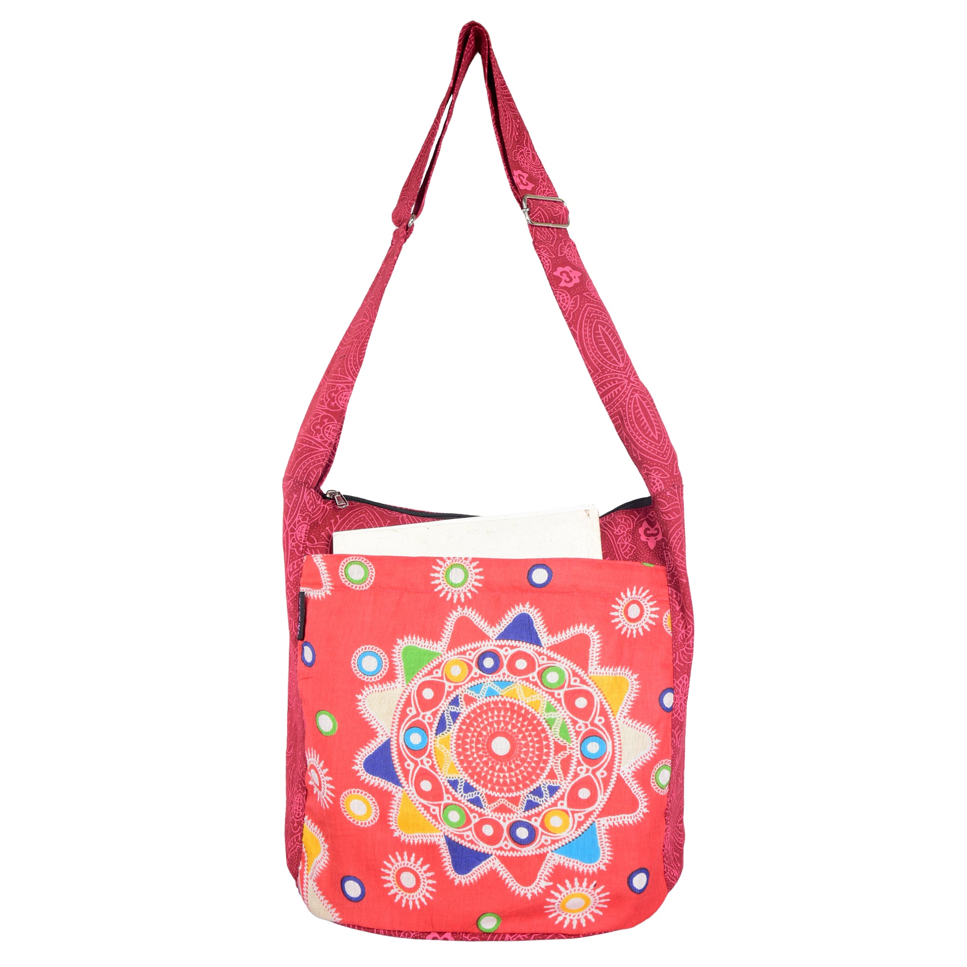 Roter Nijens Big Shopper aus Canvas mit großem Mandala-Design in bunten Farben und verstellbarem Schultergurt. Bild 2