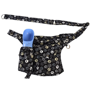 Gassi-Tasche in Schwarz-Weiß mit stilvollem Pfoten-Design mit Flaschenhalter. Leicht & ideal für Hundeliebhaber:innen im Alltag - Brandenburg 38 