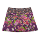 Sommerrock Baumwolle, Violett/Pink, Blumenmuster mit Tasche. Tragbar von beiden Seiten. Umfang ist einstellbar mit einer doppelten Druckknopfleiste am Rockbund „Nachtblau mit Blumenmuster“.