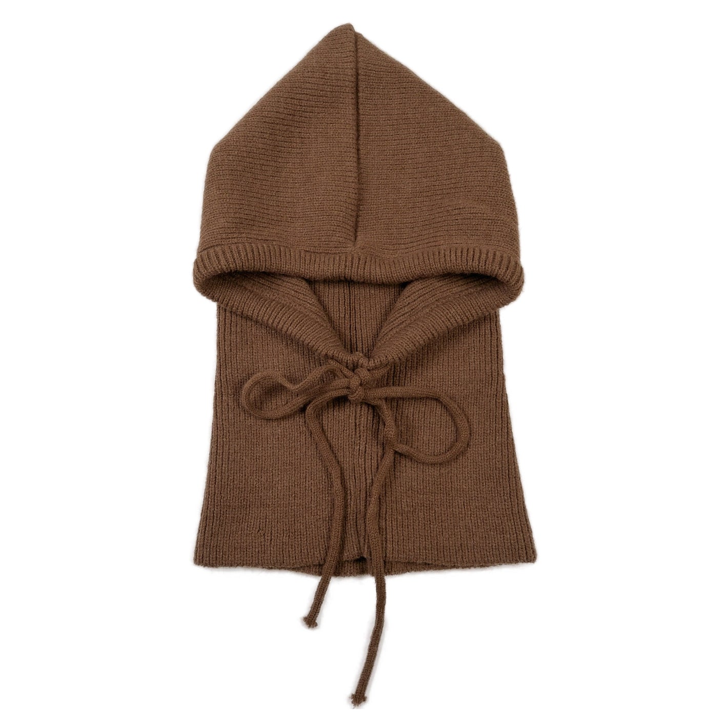 Die Balaclava in Braun Viskose-Strick umhüllt Dich mit wohltuender Wärme und Leichtigkeit – perfekt für kalte Tage