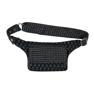 Bauchtasche aus Stoff Schwarz mit Blumenmuster