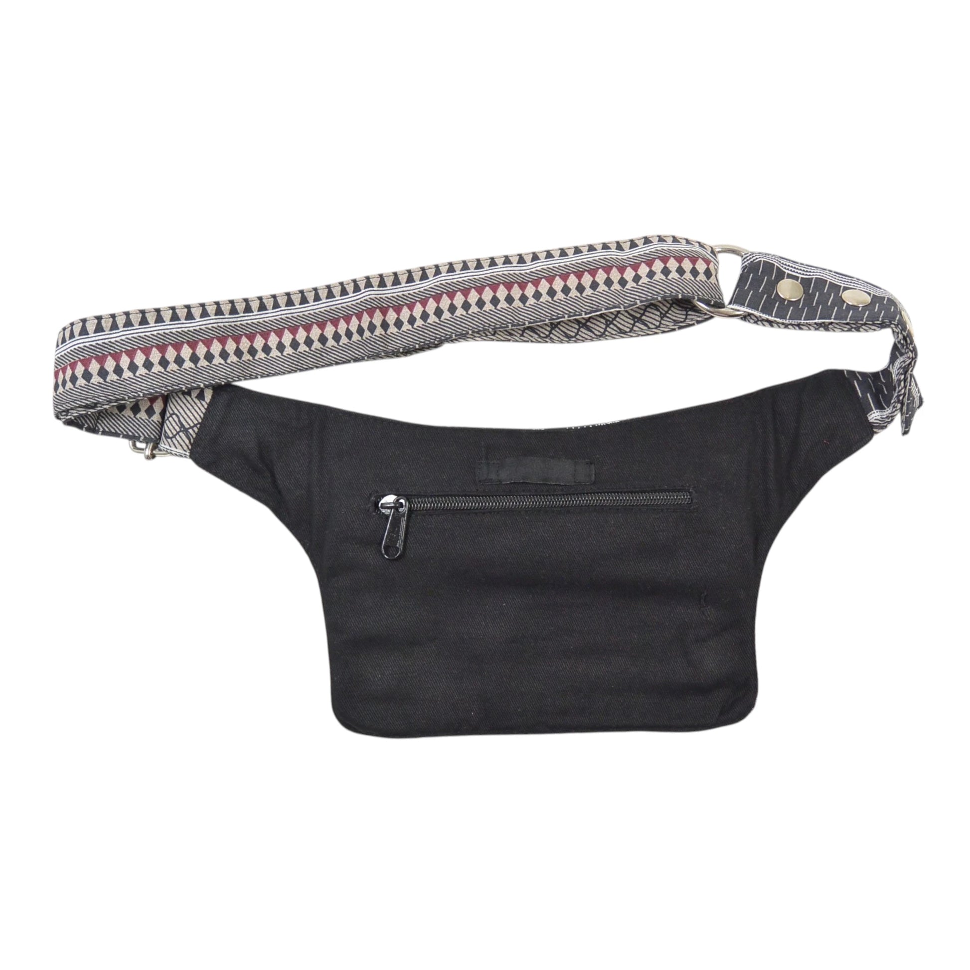 Rückansicht der grauen Nijens Bauchtasche mit Reißverschlussfach und Muster