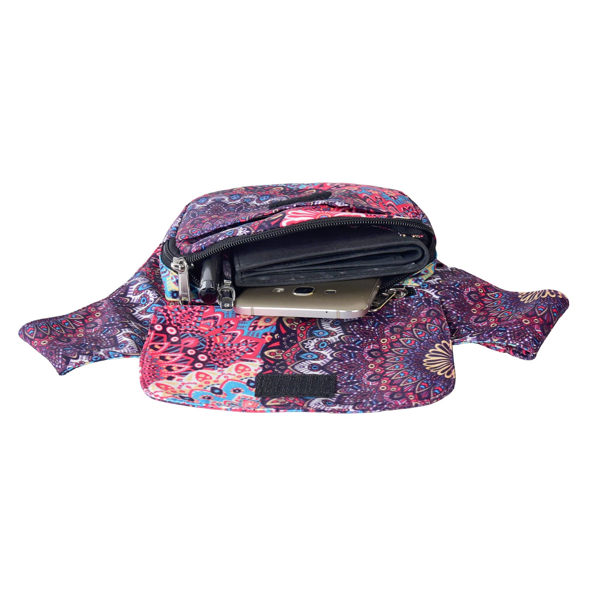 Offene Nijens Hüfttasche Dublin im bunten Mandala-Design, zeigt Hauptfach mit Handy und Geldbörse.