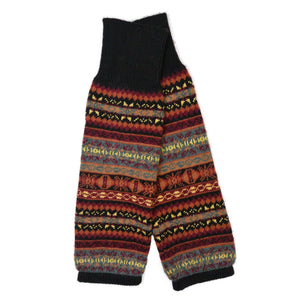 Beinstulpen aus Acryl & Wolle in Schwarz – mit farbenfrohem Strickmuster und elastischen Bündchen. Nijens Shop