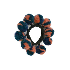 Haargummi mit Bommeln aus Wollfilz in Blau-Rosa, handgefilzt