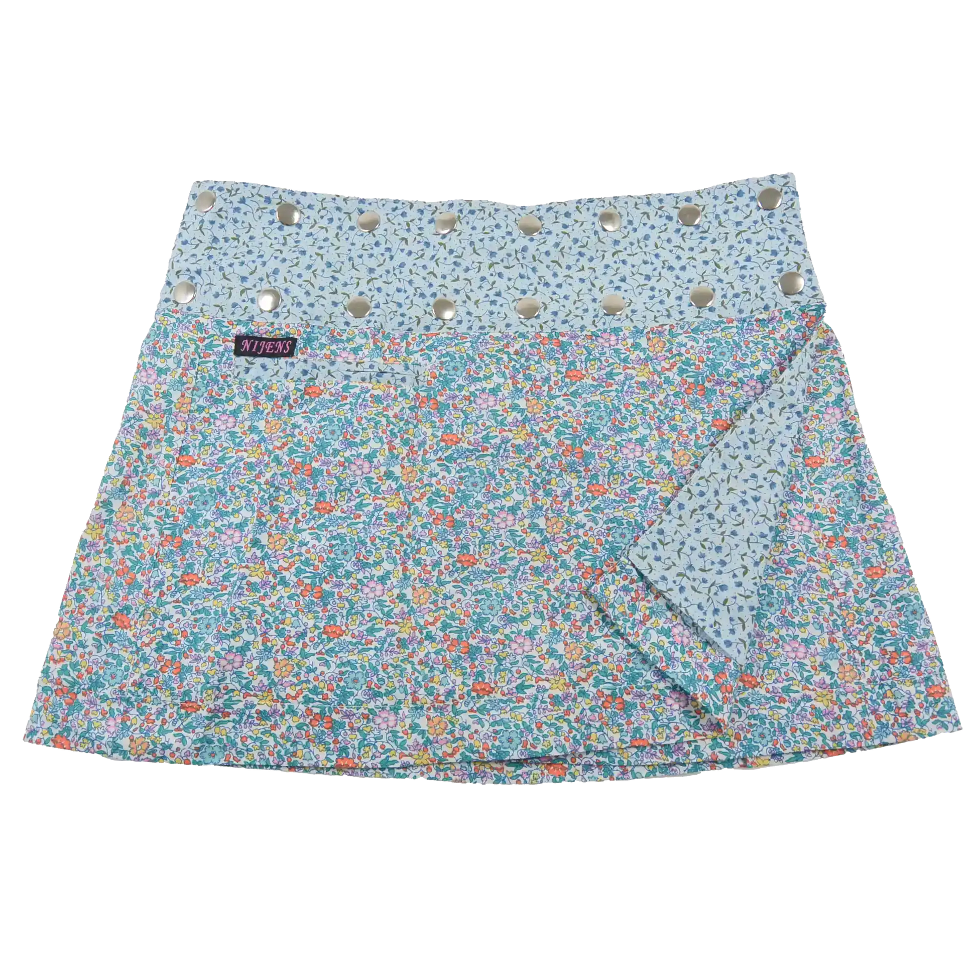 Sommerrock aus Baumwolle in Blautönen Mustermix. Umfang ist verstellbar mit doppelter Druckknopfleiste mit Einsteckfach.