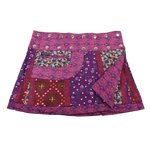 Sommerrock aus Baumwolle in Pink/Lila im Mustermix. Umfang ist verstellbar mit doppelter Druckknopfleiste mit Seitentasche.