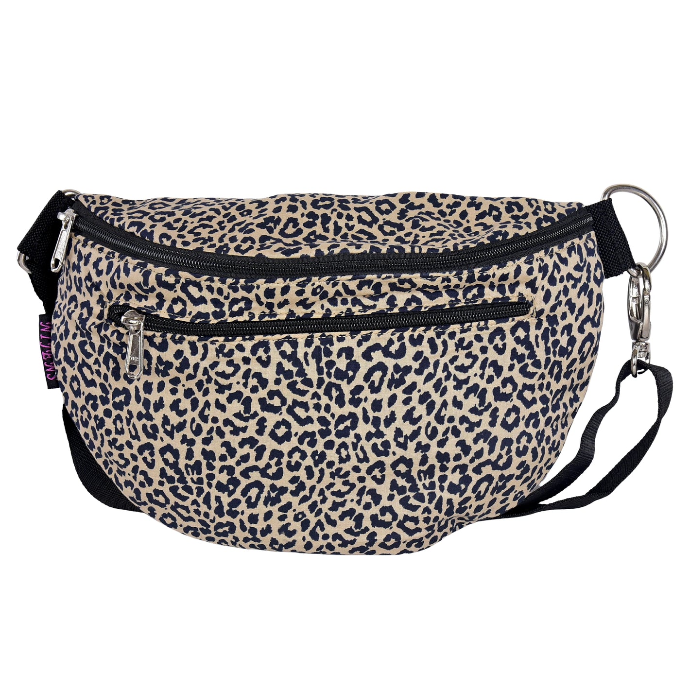 Frontansicht Bauchtasche im Leopardenlook mit Reißverschlussfächern