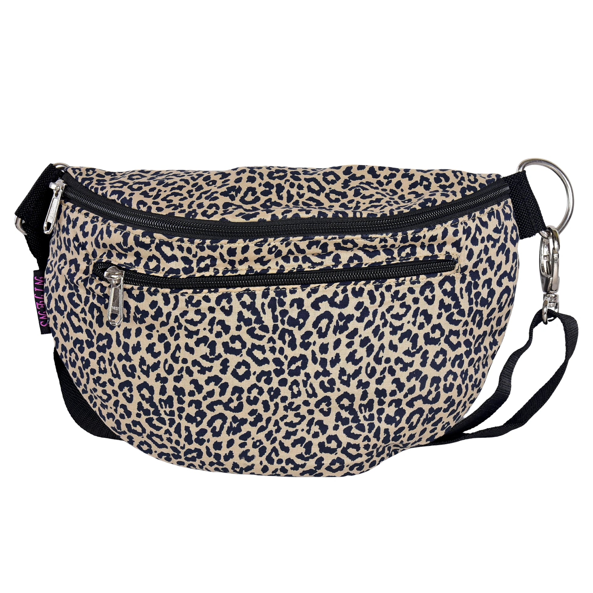 Frontansicht Bauchtasche im Leopardenlook mit Reißverschlussfächern