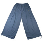 Bequeme Sommerhose aus Viskose in Hellgrau und Seitentaschen