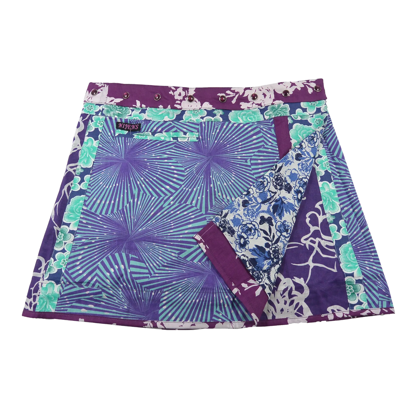  Wenderock aus Baumwolle mit Türkis/Violett mit kleinem Einsteckfach vorne. Umfang ist einstellbar mit gläsernen Druckknöpfen am Rockbund. Muster und Farbenmix.