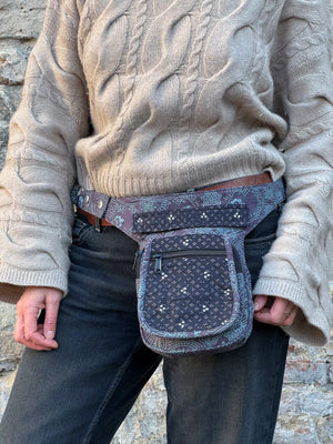 Nijens Bauchtasche Paris aus Baumwolle mit Ethno-Muster als Hüfttasche getragen, leichte Festival Tasche mit Reißverschlussfächern für Handy, Schlüssel und Geld