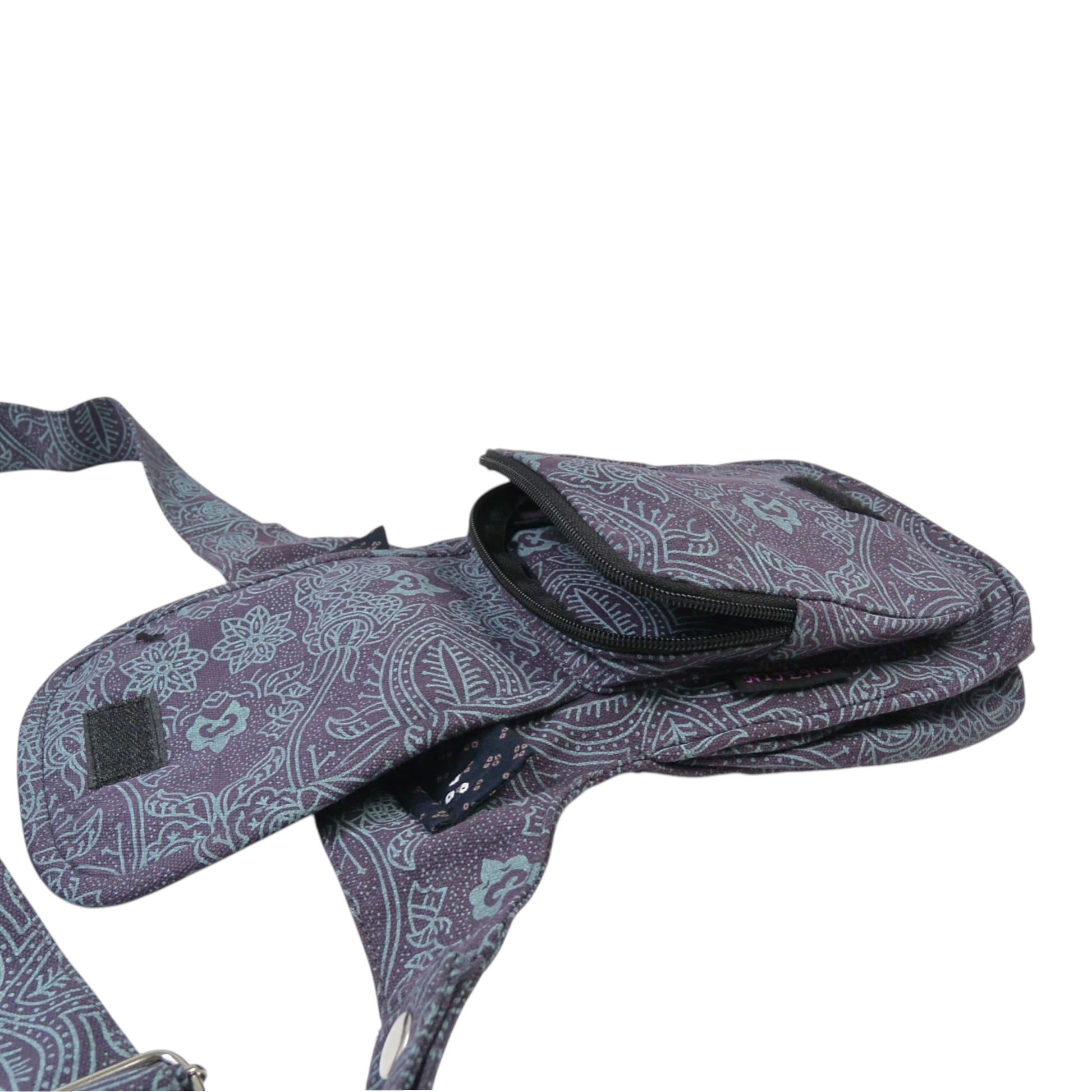 Bauchtasche Paris aus Baumwolle Anthrazit mit Ethno-Print, kompakte Festival Hüfttasche mit mehreren Reißverschlussfächern und verstellbarem Gurt