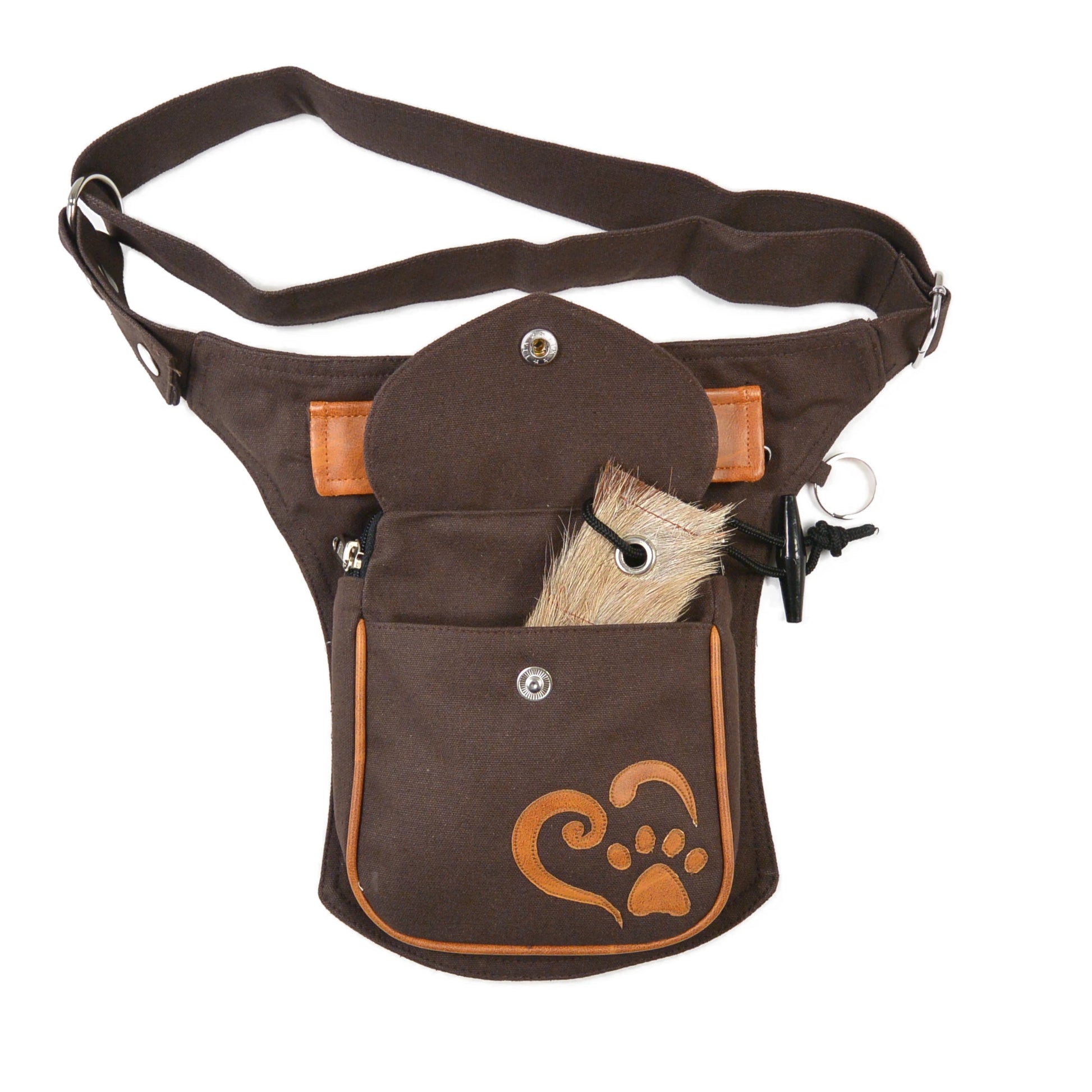 Braune Nijens Gassitasche „Barcelona“ aus Canvas mit cognacfarbener Rexin-Applikation und Pfotenmotiv, Klappe geöffnet, Wurf-Dummy sichtbar.