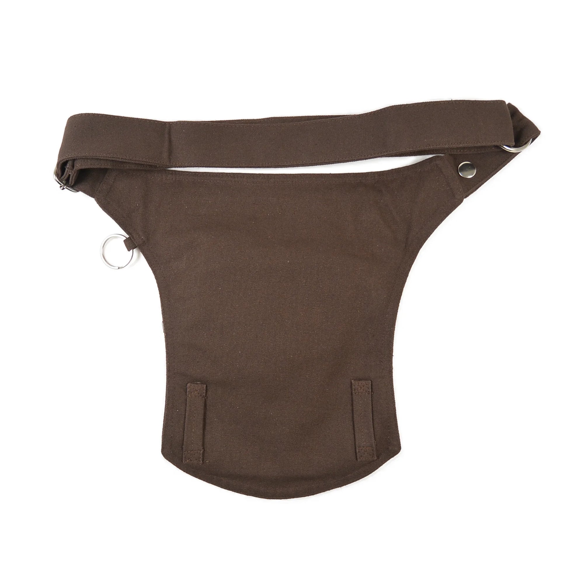 Rückseite der braunen Canvas-Gassitasche mit zwei Gürtelschlaufen und verstellbarem Hüftgurt.