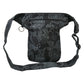 Gassi-Tasche Freiburg von Nijens in Schwarz mit floralem Muster - Rückansicht.
