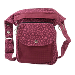 Magenta Nijens Gassi-Tasche Hannover mit Pfoten Print auf der Fronttasche, Vorderansicht