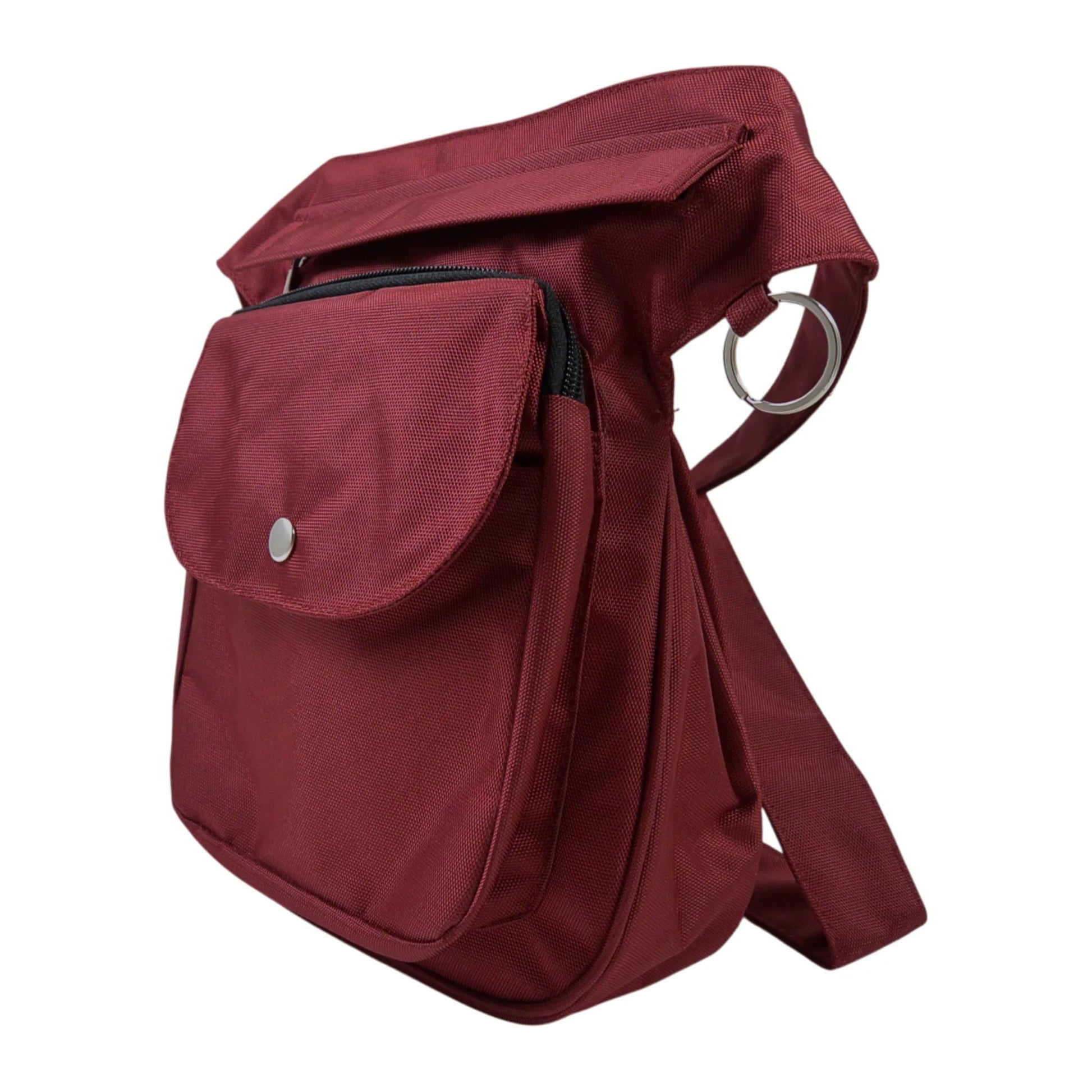 Wasserabweisende Gassitasche „Hannover“ in Bordeaux: kompakt, robust und super praktisch mit mehreren Fächern & D-Ring. Seitenansicht.
