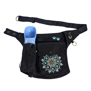 Gassi-Tasche Brandenburg in Schwarz mit Mandala-Design und Flaschenhalter für Hundetrinkflasche, Hüfttasche ausgelegt