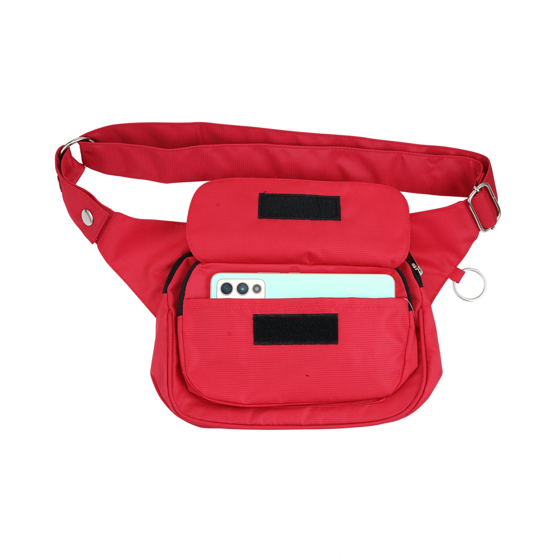 Geöffnete Nijens Bauchtasche in Rot  und Smartphone im Frontfach, ideal für Hundespaziergänge.