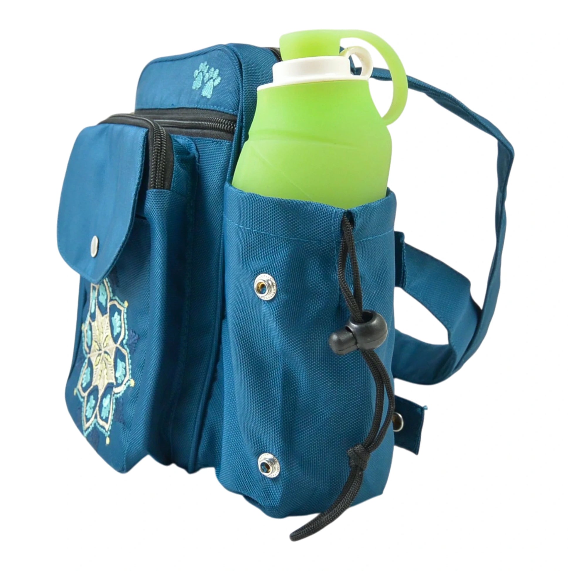 Wasserabweisende Gassi-Tasche Konstanz in Petrol mit Mandala-Stickerei, Flaschenhalter, Seitenansicht