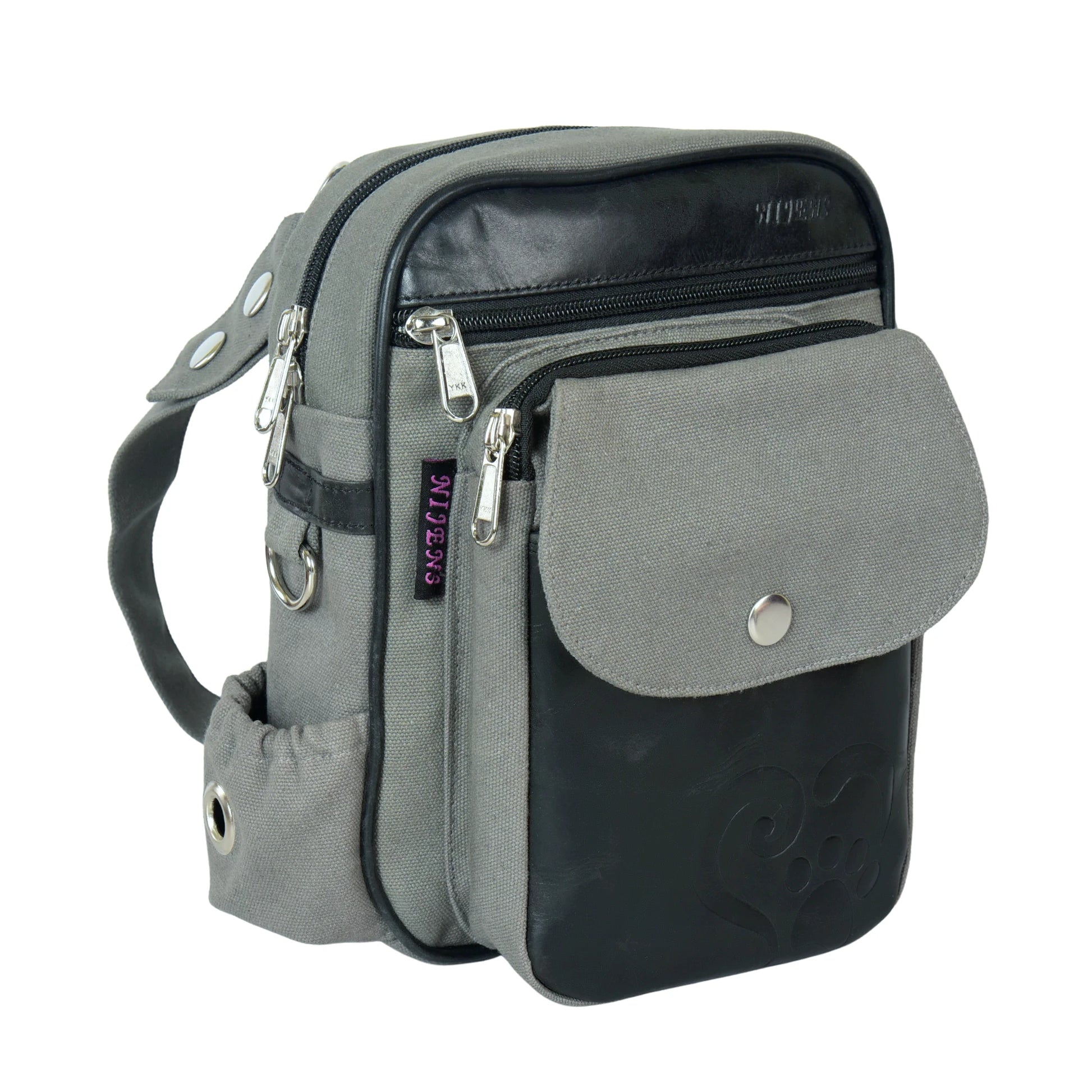 Gassi-Tasche Konstanz aus robustem Canvas Grau mit geprägtem Echtleder, Frontansicht mit mehreren Reißverschlussfächern, Seitenansicht