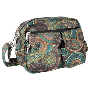 Bunte, wasserabweisende Gassitasche mit Mandala-Design in Grüntönen, besitzt vier praktische Fächer zum Verstauen von Handy, Schlüssel und anderen Dingen sowie zwei aufgesetzte Leckerli-Taschen – ideal für Hundespaziergänge und Training.– Modell 'Berlin 71032' von Nijens.