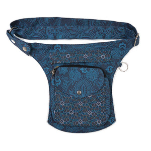 Gassitasche in Blau mit floralen Details – Dein Begleiter mit Stil