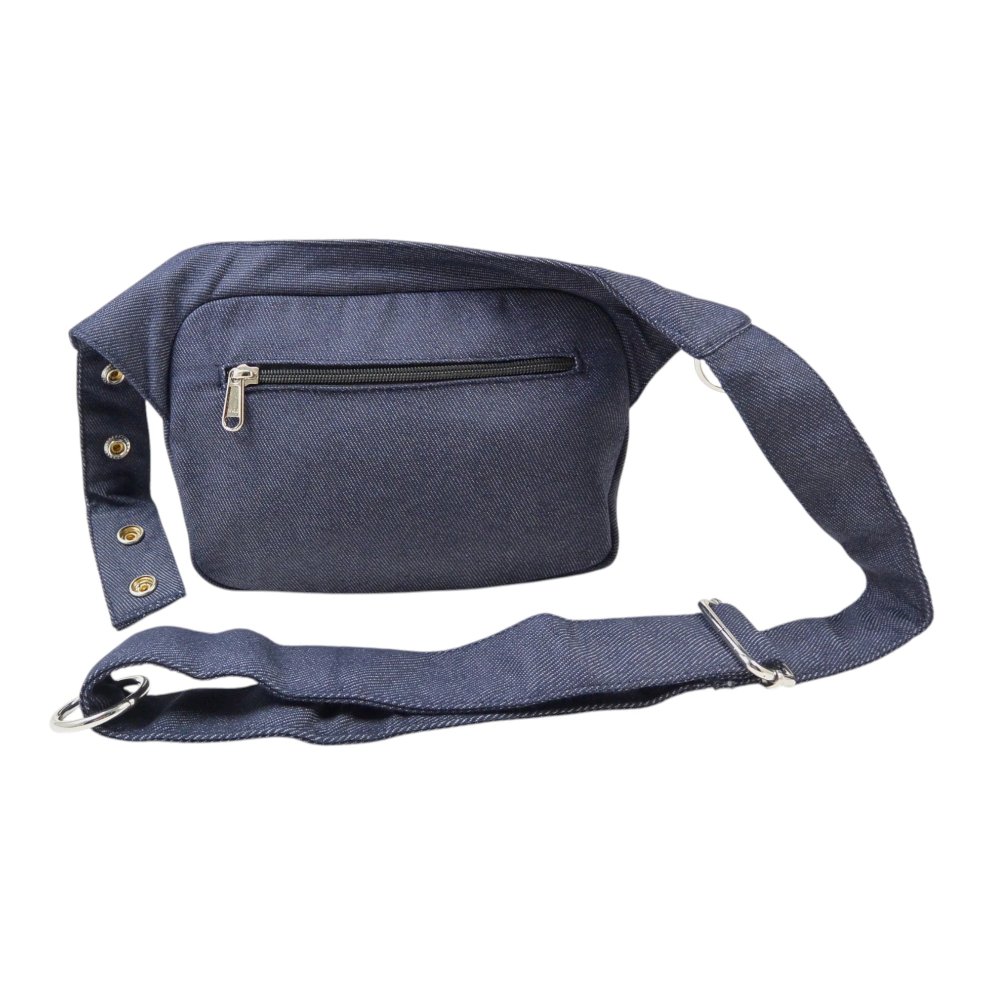 Dunkelblaue Gassi-Tasche Frankfurt aus Denim – praktische Hüfttasche für Hundespaziergänge. Rückseite.