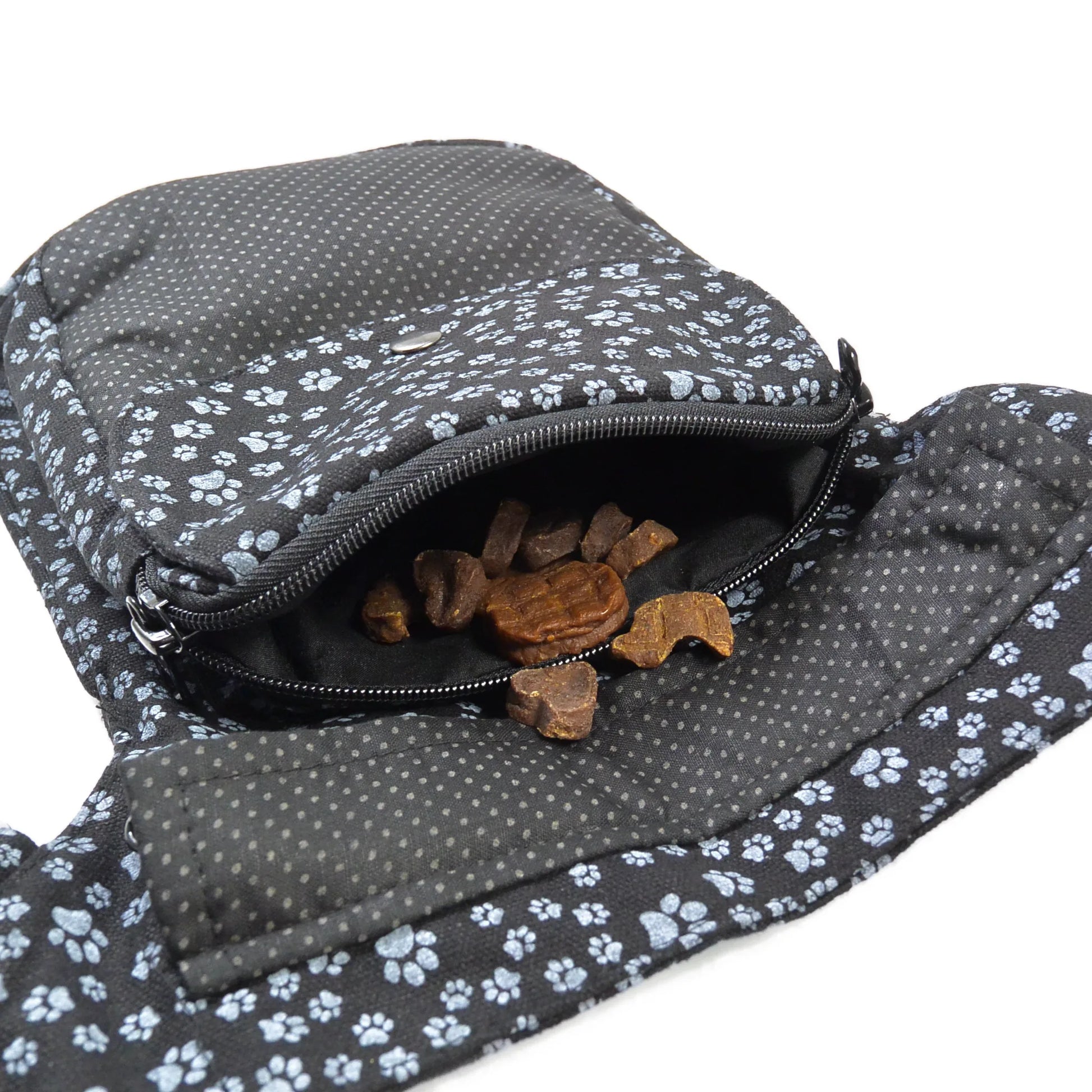 Gassi-Tasche für Hundebesitzer Leckerlitasche aus Stoff mit Pfotenmuster Grau-Schwarz, mit Leckerlifach