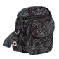 Seitenansicht der Tasche mit silbernen Ringen, Reißverschlüssen und Blumenmuster in Schwarz – funktional und dekorativ.