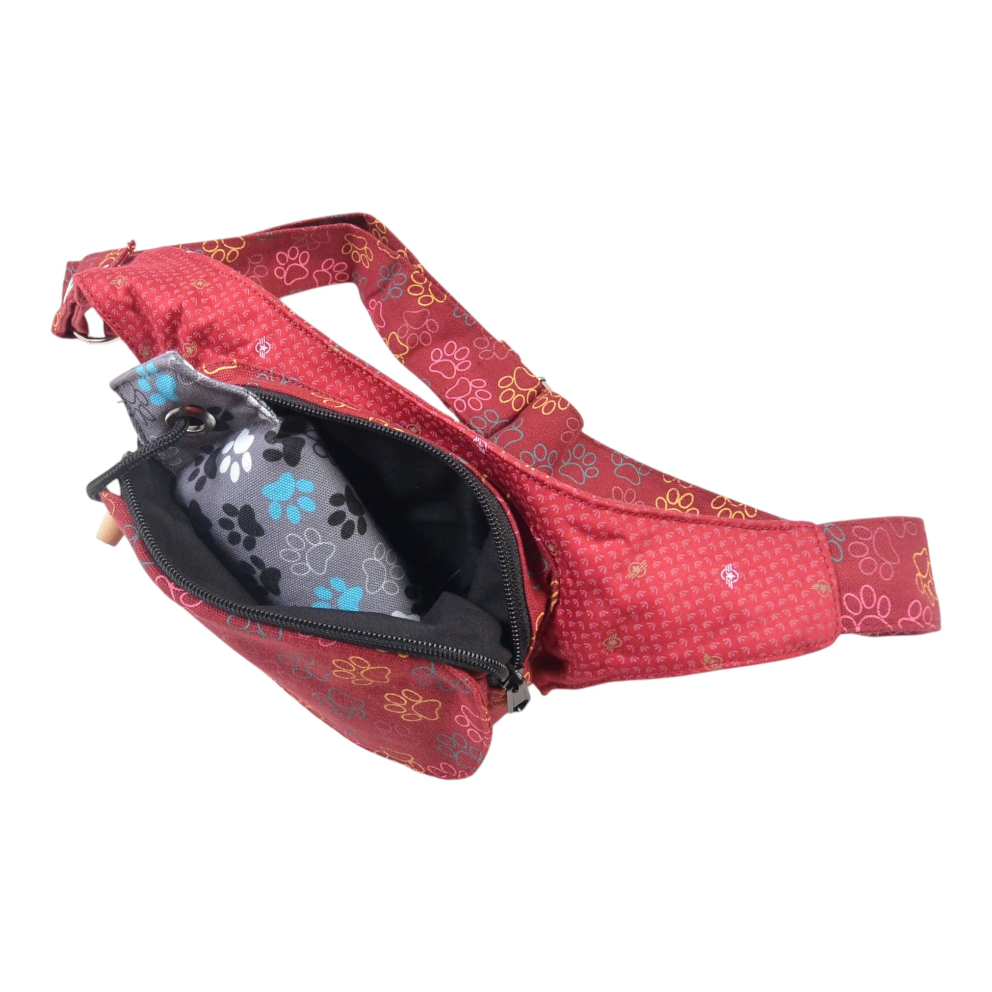 Geöffnete Hundetasche aus Baumwoll-Canvas mit herausnehmbarem, abwaschbarem Leckerli-Fach