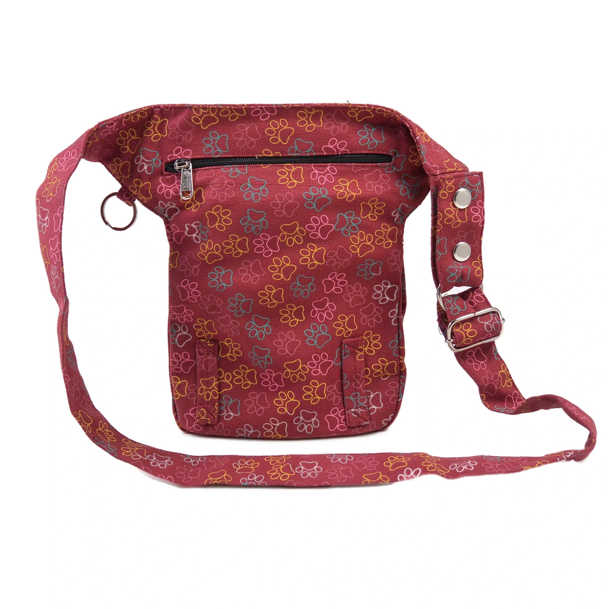 Gassitasche mit Pfotenmuster in Orange-Rot für Hundespaziergänge – mit Leckerlifach, Handyfach & verstellbarem Gurt. Rückseite.