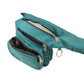 Gassitasche in Petrol mit mehreren Reißverschlussfächern und verstellbarem Gurt
