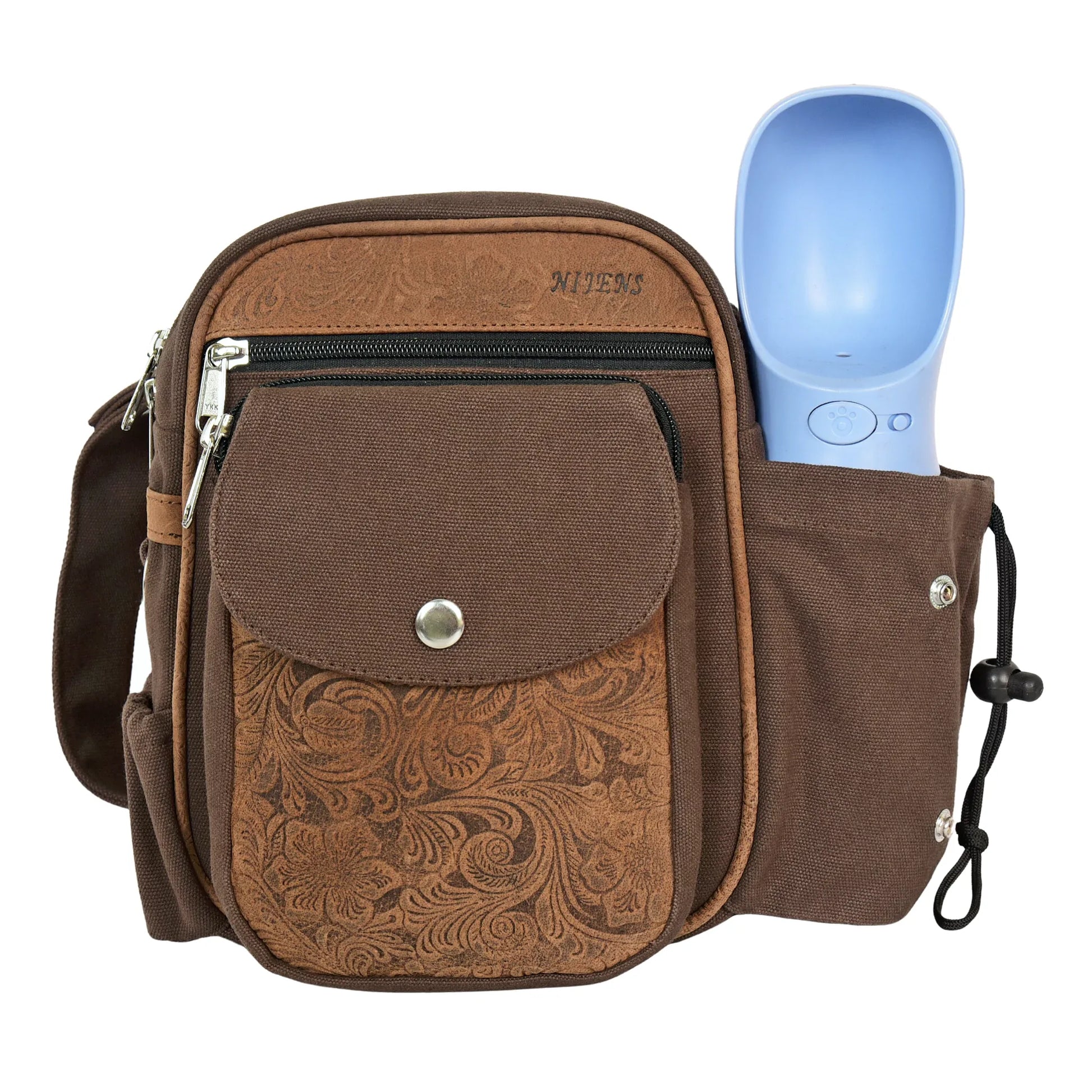 Braune Gassi-Tasche Konstanz von Nijens aus robustem Canvas mit geprägtem Leder, seitlichem Flaschenhalter für Hunde-Trinkflasche und mehreren Reißverschlussfächern