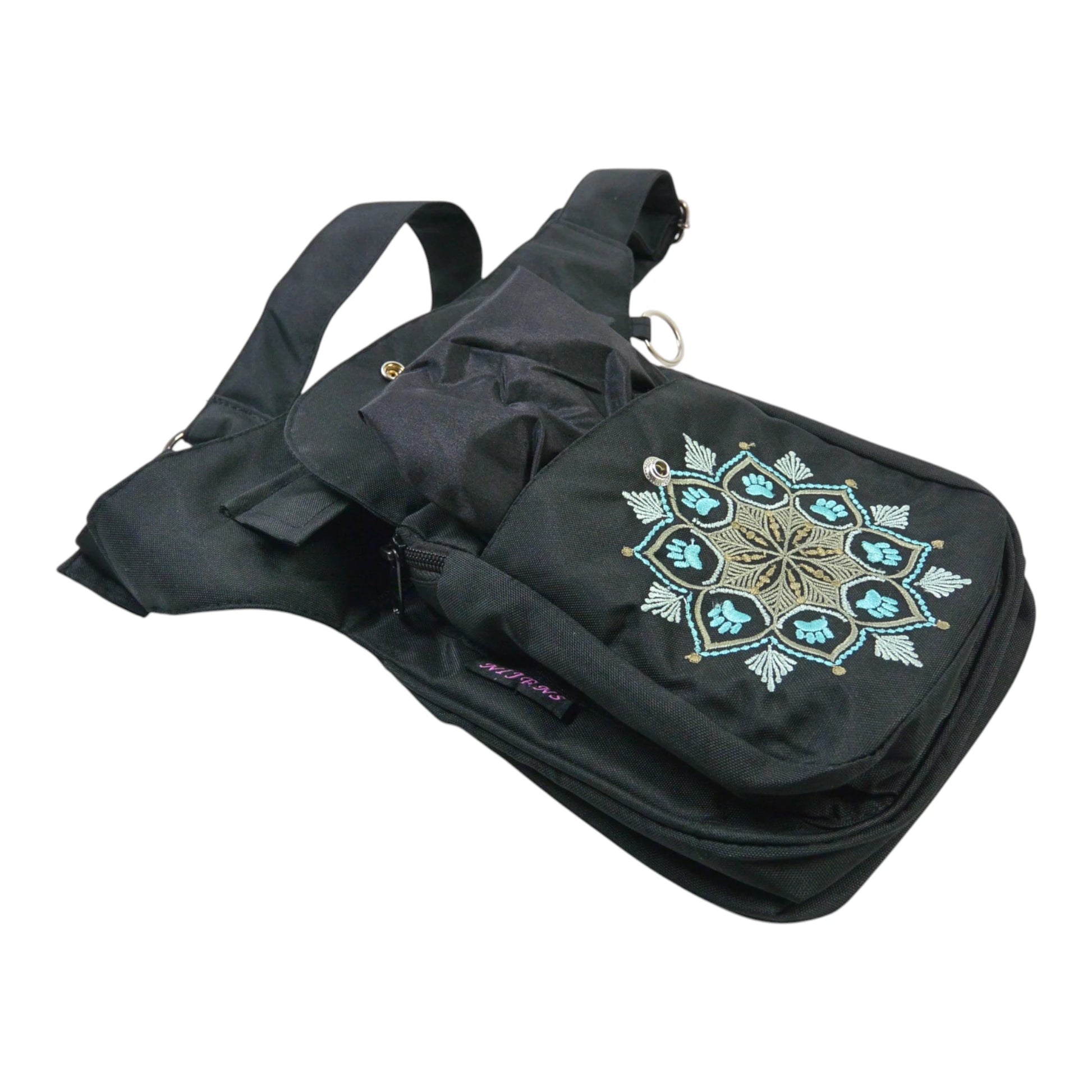 Schwarze Nijens Gassi-Tasche Hannover aus wasserabweisendem Polyesterstoff mit Mandala-Stickerei und Pfotenmotiv, praktische Bauchtasche mit Leckerlifach.