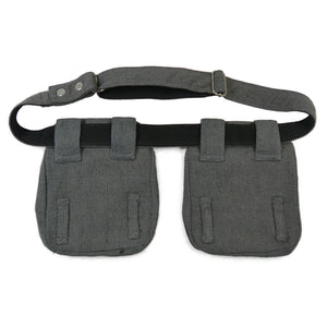 Ansicht Rückseite der Doppelte Gassi-Tasche - Stoff, Grau mit 2 Schlaufen jeweils für den Gürtel und einen Beingurt - Dresden 2T 022 Nijens Shop