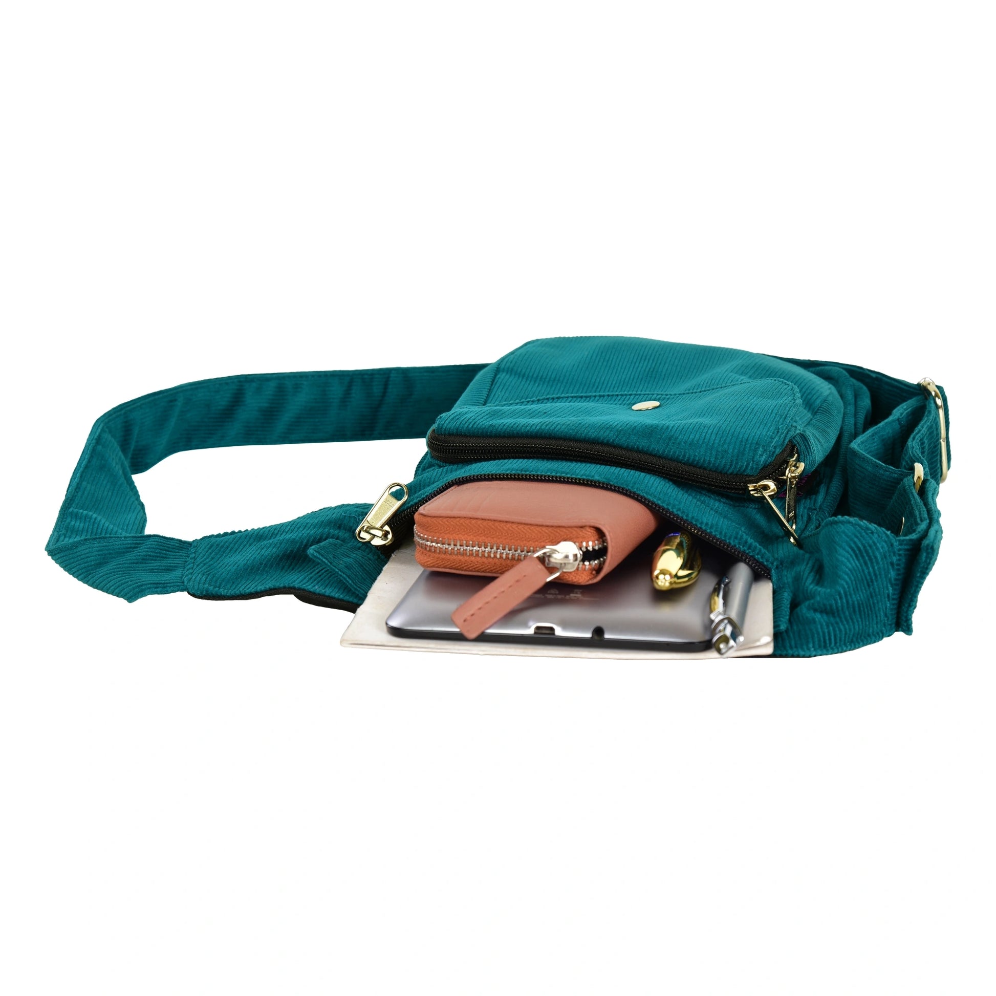 Gürteltasche, Gassi-Tasche aus Cord Seegrün. Das Hauptfach und vordere Reißverschlussfach bietet Platz für Handy, Portemonnaie und andere Kleinigkeiten.