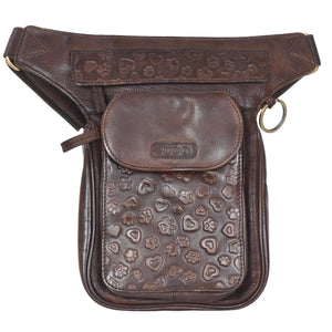 Gürteltasche aus Leder in Mahagoni Braun mit Pfote&Herzprägung und Ring an der Seite
