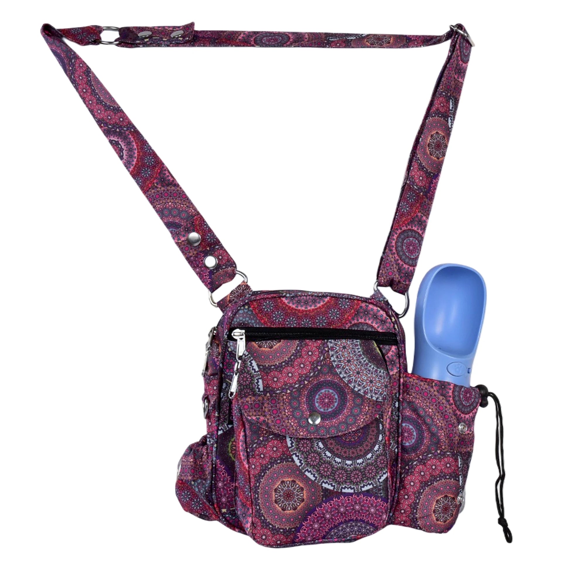 Vorderansicht der Tasche mit integrierter blauer Hundetrinkflasche im seitlichen Halter - Konstanz 71082 Nijens Shop