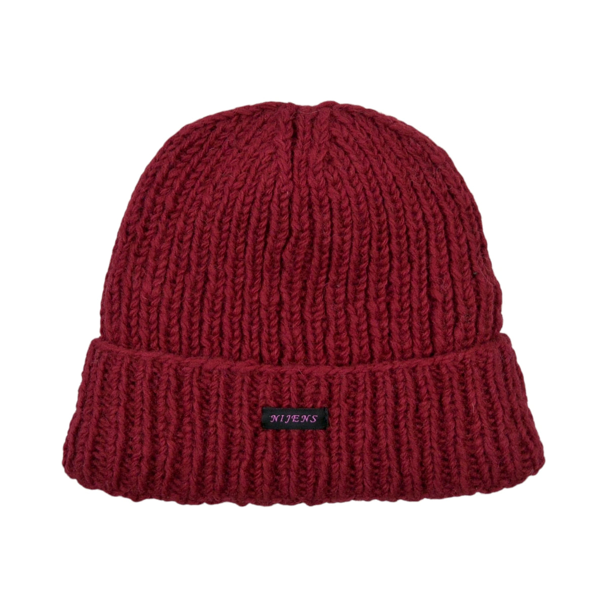 Nijens kurze Beanie Siraha in Weinrot, handgestrickt aus 100 % Schurwolle mit breitem Umschlag und grober Strickstruktur