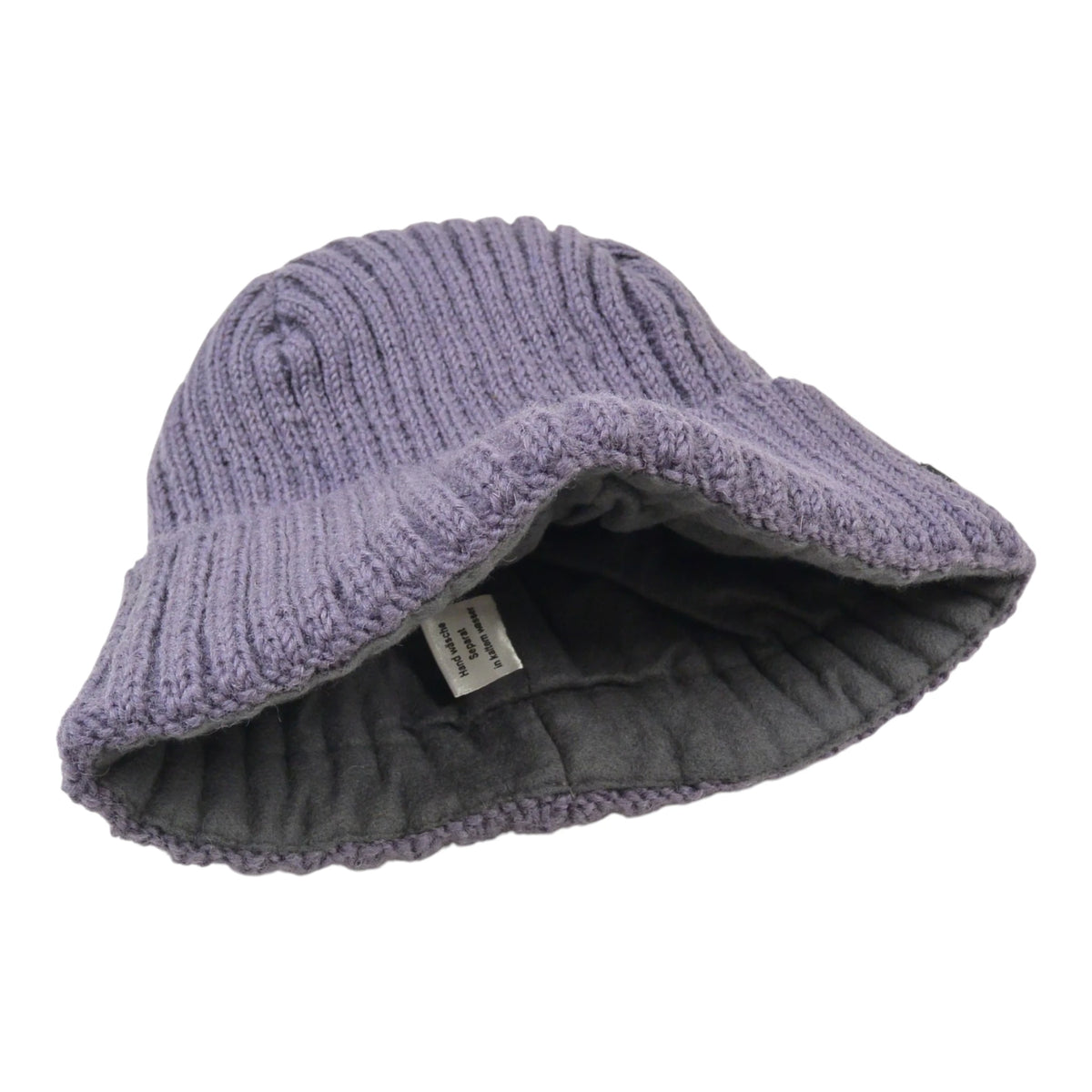 Warme Wintermütze aus 100 % Schurwolle Lavendelgrau mit Baumwoll-Innenfutter und breitem Umschlag.
