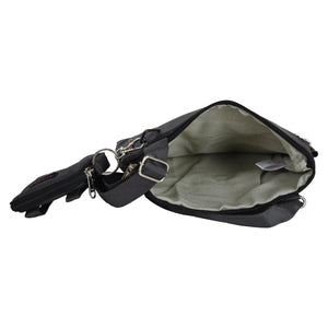 Gassi-Umhängetasche aus wasserabweisenden Stoff Anthrazit mit Pfote Herz Applikation mit großem Reißverschlussfach für Wertsachen.