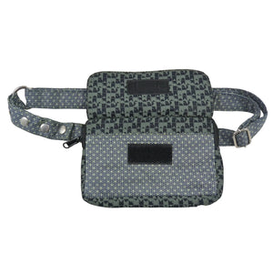 Kleine Beuteltasche Bauchtasche aus Stoff Grün-Olive mit Muster. 2